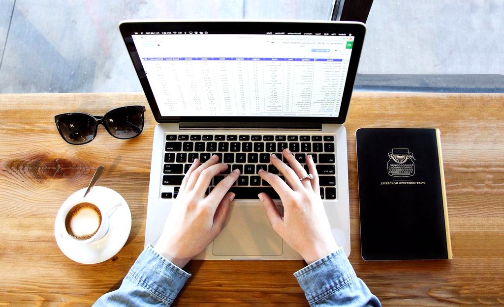 Limited availability indicator for premium quantum productivity consultations