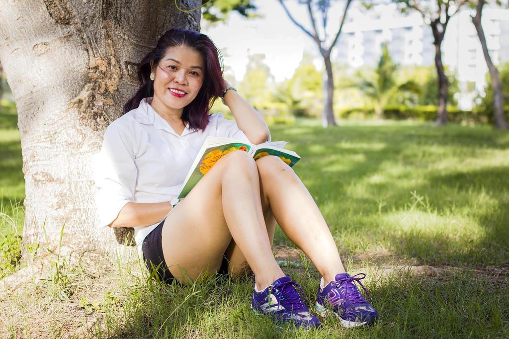 Wave function collapse visualization demonstrating decision-making optimization in quantum productivity systems